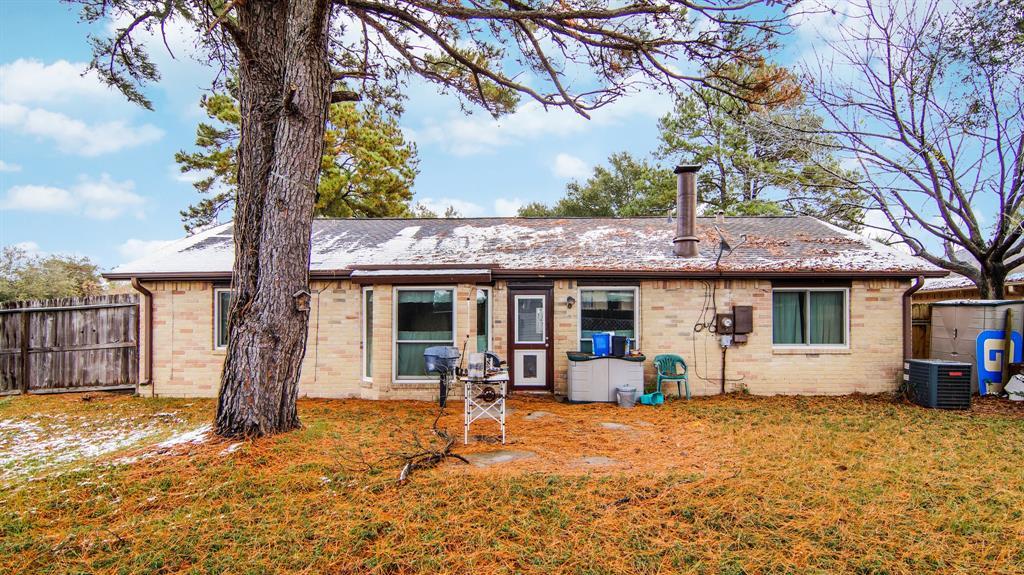 Home for Sale in Houston 16427 N MIST DRIVE Houston, T